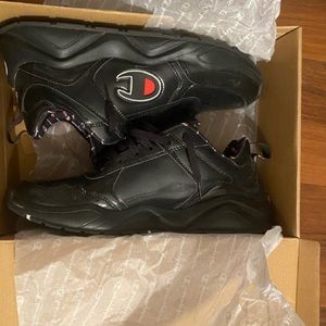 Champion 93 Eighteen Big C (patent leather)